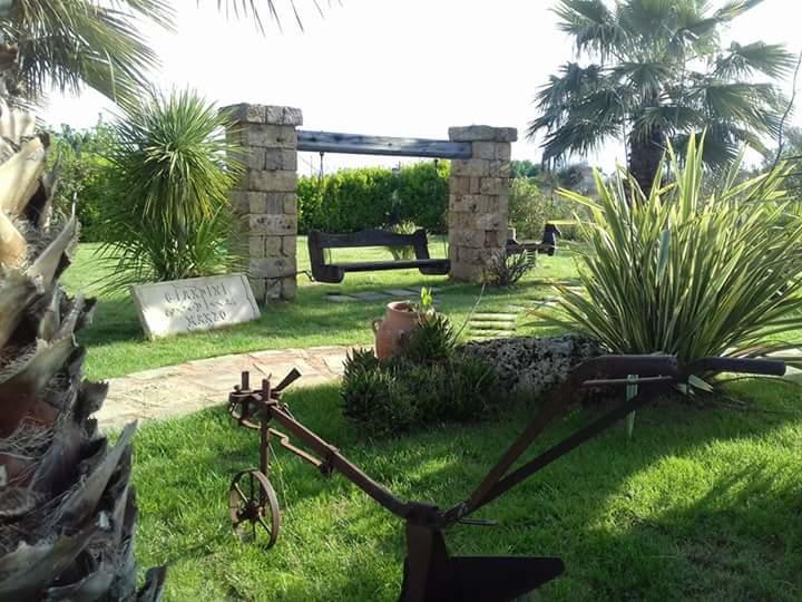 Giardini Di Marzo Villa Felline Exterior foto